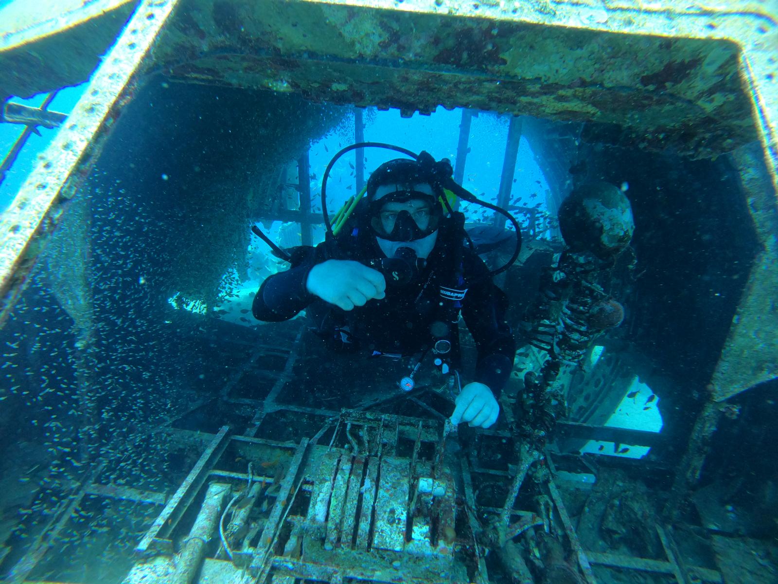 diving in Aquaba